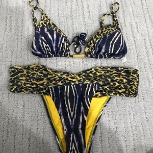 Vix bikini size Small (Brazilian cut)